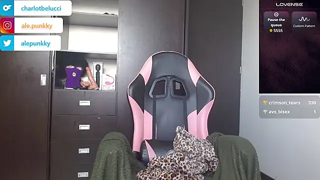 charlotbelucci_ live sex cam