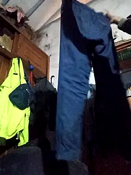 hairy_mannn's cam snapshot