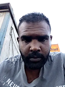 MOSLAHH live sex cam