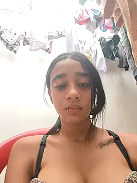 Zoe_Sweett18 live sex cam