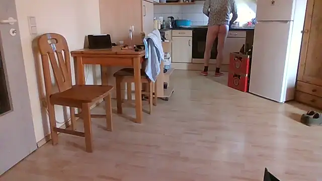 nacktchiller1076 live sex cam