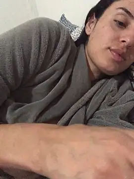 Catmila94 live sex cam