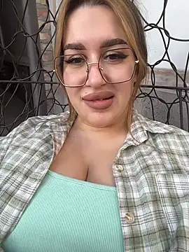 VikiDemini live sex cam