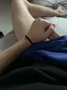 Alex17am's cam snapshot