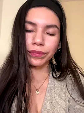 LalieFR live sex cam