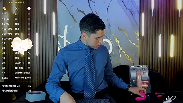 LiamNovak live sex cam