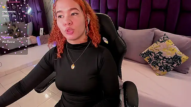 avrilwaynee's cam snapshot