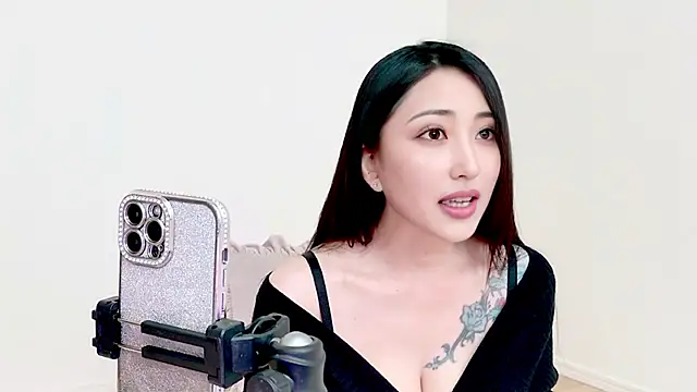 Sola_7's cam snapshot