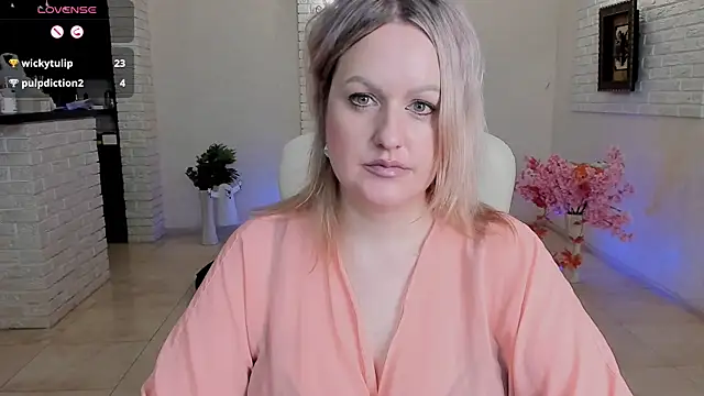 MariemLui live sex cam