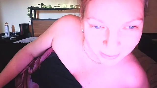 AussieKittyPurr live sex cam