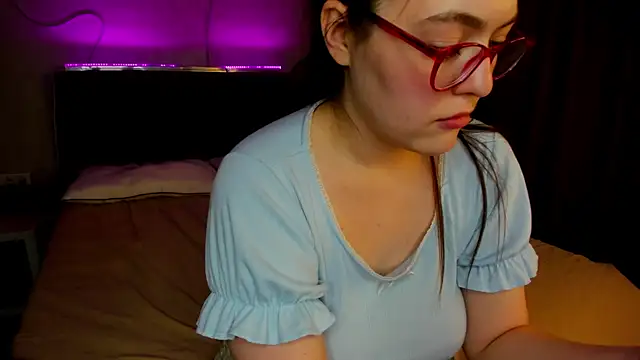 Mersedes_Rosso live sex cam