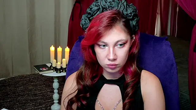 ChloesTem's cam snapshot