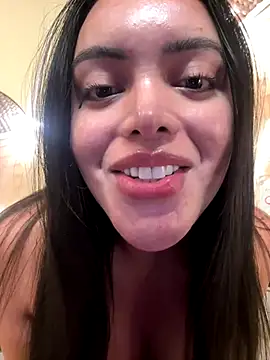 TS-SimplyTheBest live sex cam