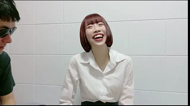 China_wedding's cam snapshot