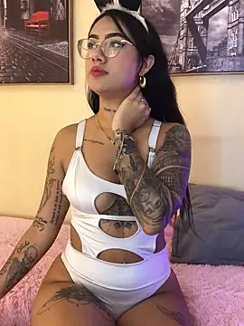 GalaTaylor's cam snapshot