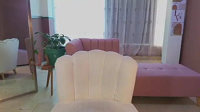 malen_fitnessmilf's cam snapshot