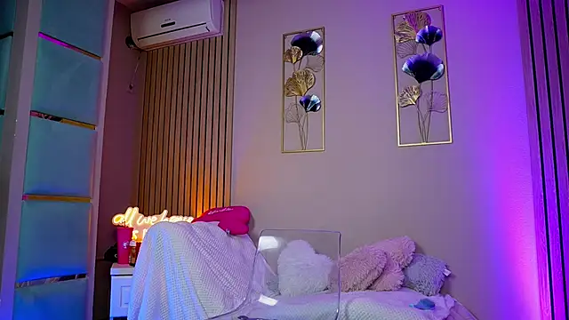 SabrinaJade's cam snapshot