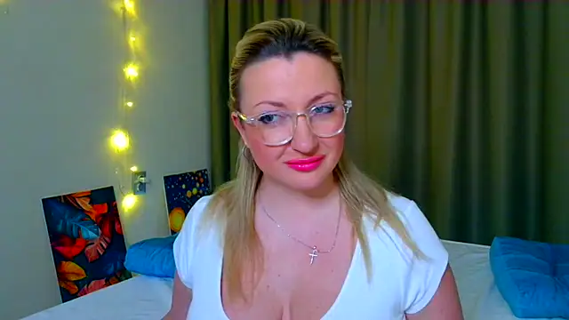 MilaLove__'s cam snapshot