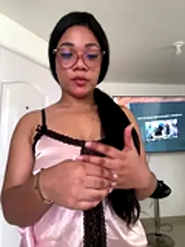 ashley_Tompson1's cam snapshot