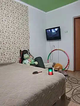 BlueHOT-MILf's cam snapshot