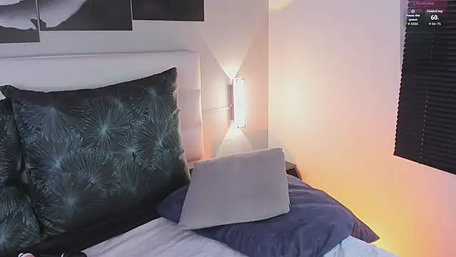 sofi_bakerr's cam snapshot