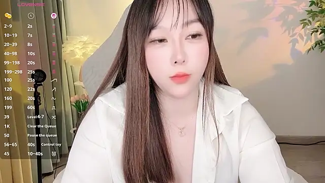 Liz-nn's cam snapshot