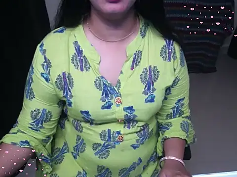 Cute_Aarushii's cam snapshot