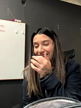 Isabella_Varella live sex cam