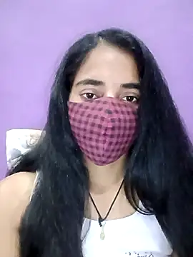 Raatki_Pari's cam snapshot