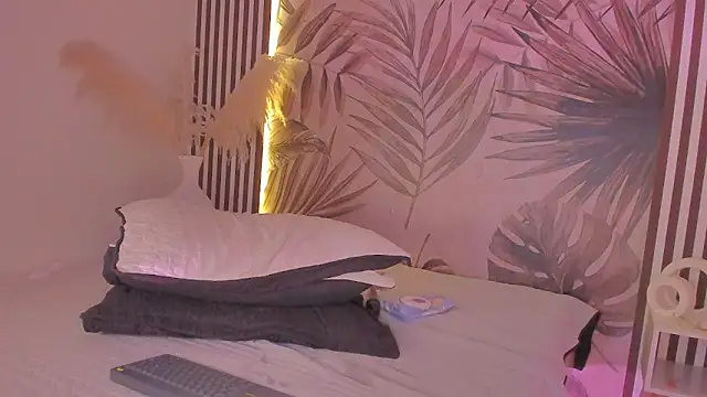 Samaantha-White's cam snapshot