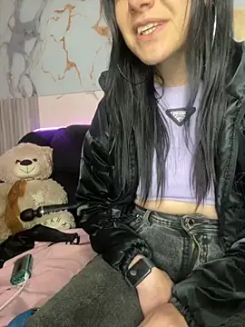 Isabella_21x's cam snapshot