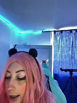 Luna_SofiaXX's cam snapshot