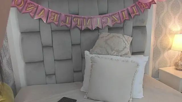 meloddy_parker's cam snapshot