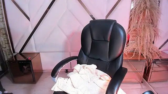 Irina_Rouse's cam snapshot