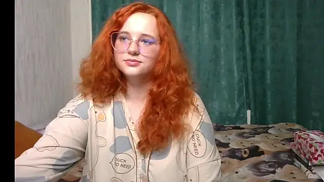 LilySparkleLux's cam snapshot