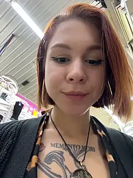 RosieSecret live sex cam