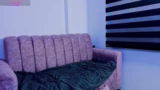 _scarletmoore live sex cam