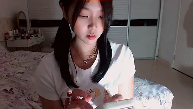 Miu1_girl live sex cam