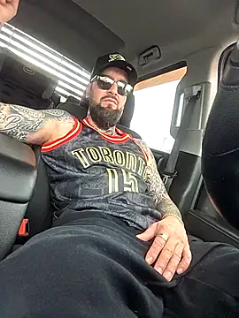 Beardedtattood live sex cam