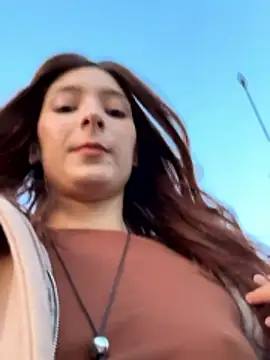 LilluKatten live sex cam