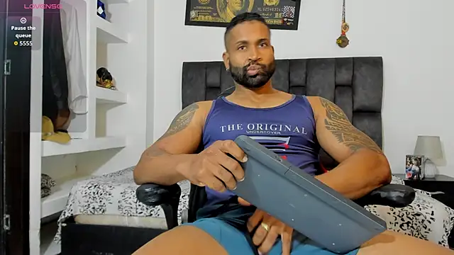 MattRodriguez9 live sex cam