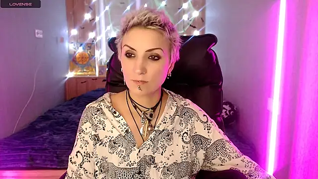 Sweet-n-Strong live sex cam