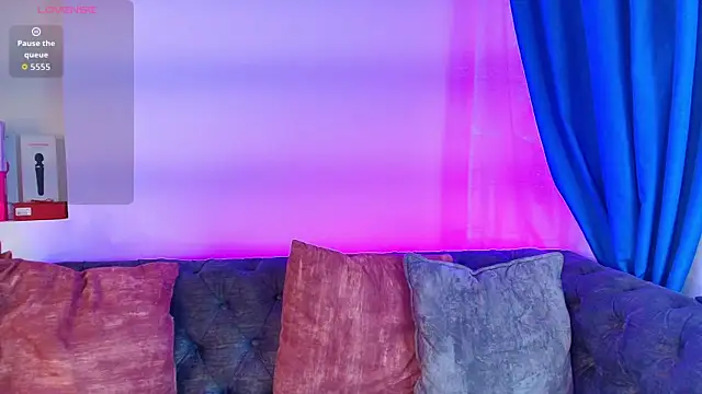 may_wood's cam snapshot