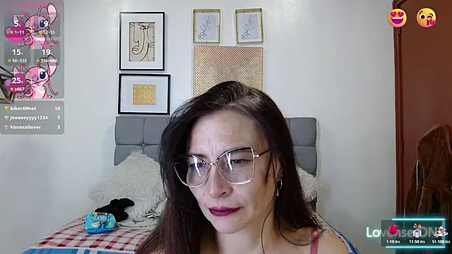 _naomi_s's cam snapshot