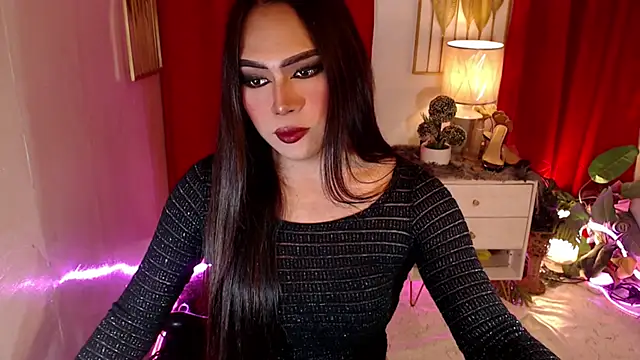 Emily_fucker live sex cam