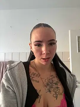 YoungZoexx live sex cam