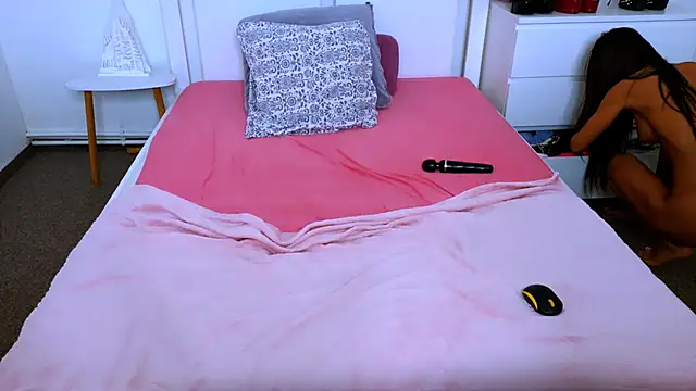 GabiCarter's cam snapshot