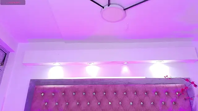 Tayzon_Foxxx live sex cam