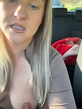 Charleigh_xx live sex cam