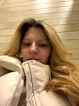 MaryHiggins live sex cam